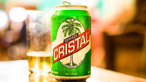 Cerveza Cristal's foto | El Lago de Olí Bar Cafetería |  BizneCubano